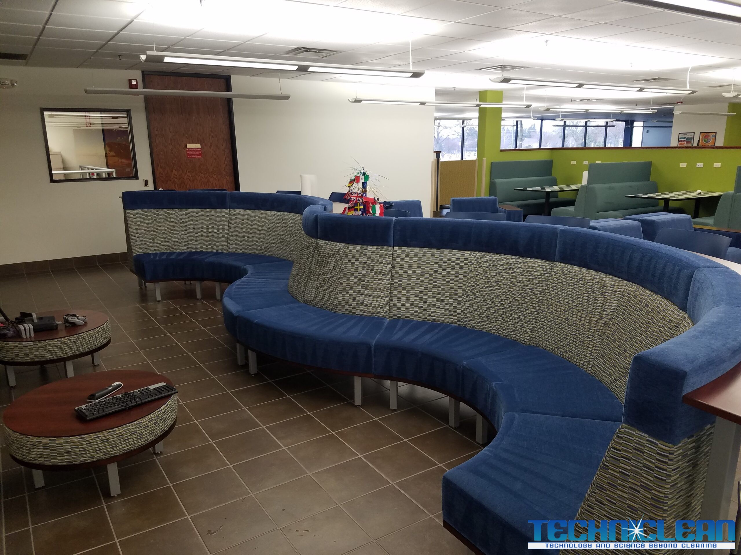 Commercial Upholstery Cleaning Winnetka
